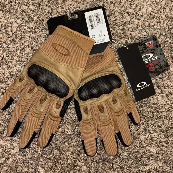 Oakley Factory Pilot 2.0 in tan. Small adult - Picture 3 of 5